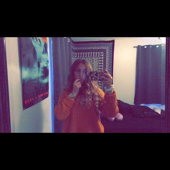 Hi I’m lea!!!! NY representing 🤘🏼 - Picture 4 of 4